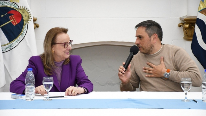 Alicia firmó convenios para la creación de una planta estable y la gestión de residuos