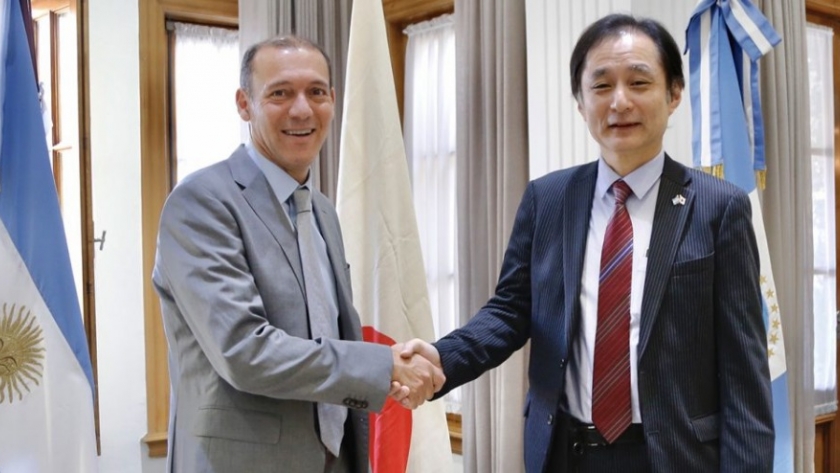 Gutiérrez recibió al Embajador de Japón en Argentina
