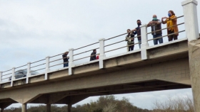 Rehabilitan el puente sobre el arroyo Durazno y el acceso a la localidad del departamento Tala