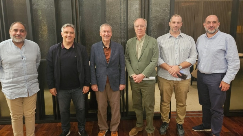 En Riad, Schiaretti y Llaryora se reunieron con exportadores cordobeses de alfalfa