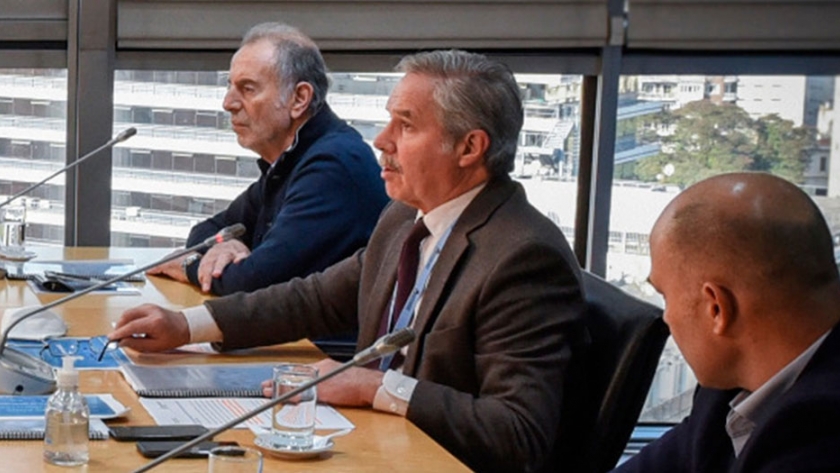 Solá: "Exportemos más conocimiento en materia de agricultura"