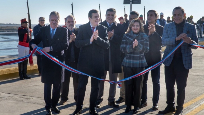 Santiago del Estero: El Gobernador dejó oficialmente inaugurado el puente “Juan Francisco Borges”