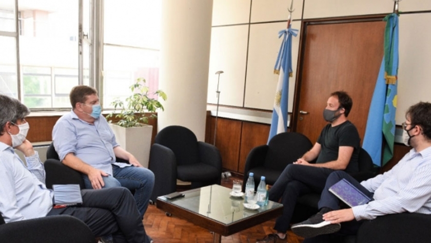 Pablo López: "El trabajo coordinado con los municipios nos permite hacer frente a esta difícil situación generada por la pandemia"