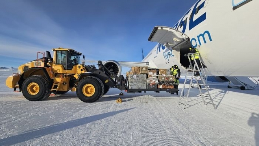 Cómo fue la llegada del primer Boeing 787 Dreamliner a la Antártida