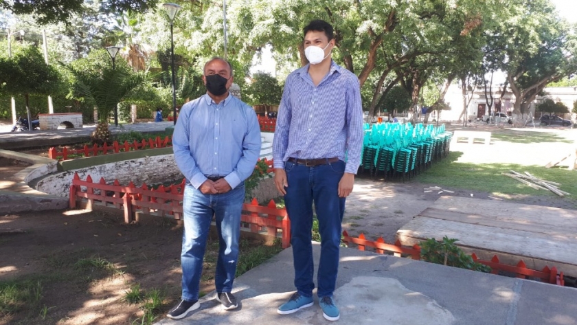 El ministro Moreno visitó Chaquiago y brindó asistencia a productores de membrillo