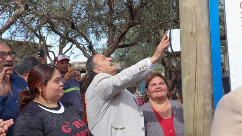 Inauguraron obras de electrificación para beneficio de 25 familias de la zona rural