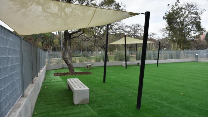 Renovación de Plaza Irlanda, uno de los espacios verdes emblemáticos de Caballito