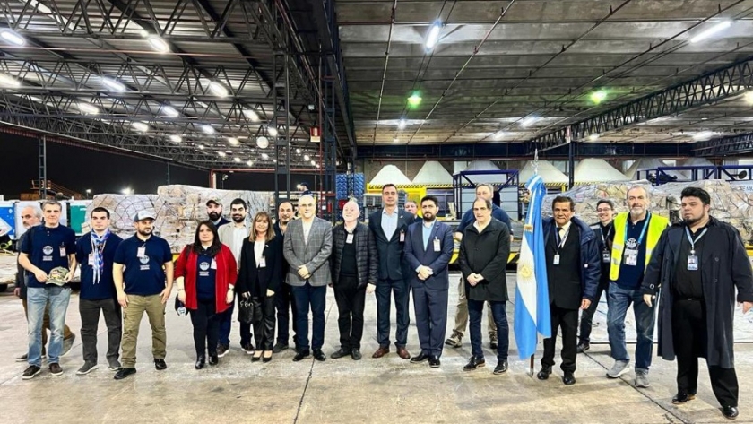 Argentina envía misión de Cascos Blancos y donaciones de organizaciones locales a Armenia