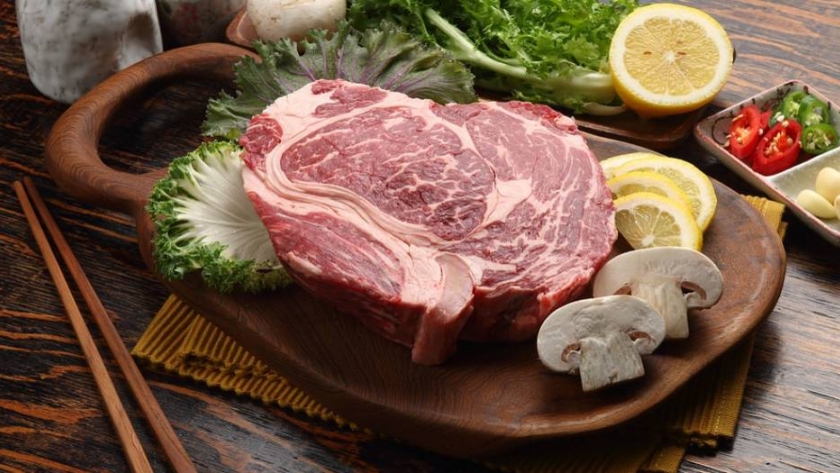 ¿Cuánta carne podemos comer sin afectar nuestra salud y el medio ambiente?