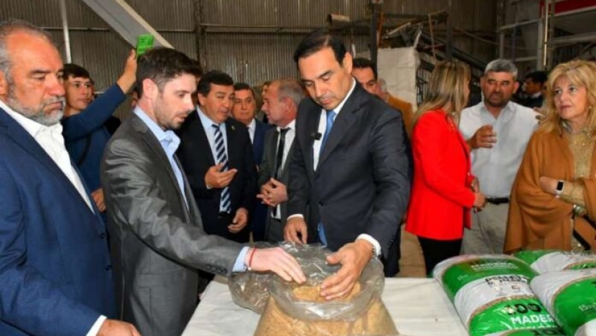 Corrientes-Inauguraron una nueva fábrica de pellets en el Parque Foresto-industrial de Santa Rosa