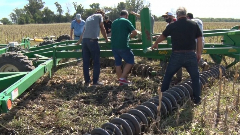 Rastra, implemento amigo de las Buenas Prácticas Agrícolas