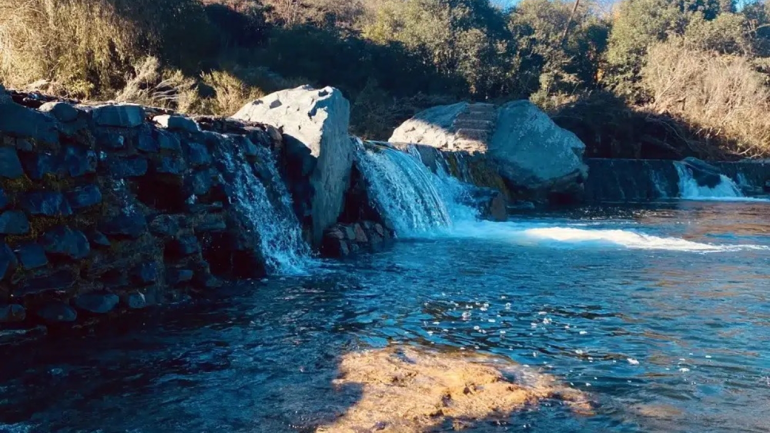 Alpa Corral, el refugio serrano de Córdoba donde el río marca el ritmo del paisaje