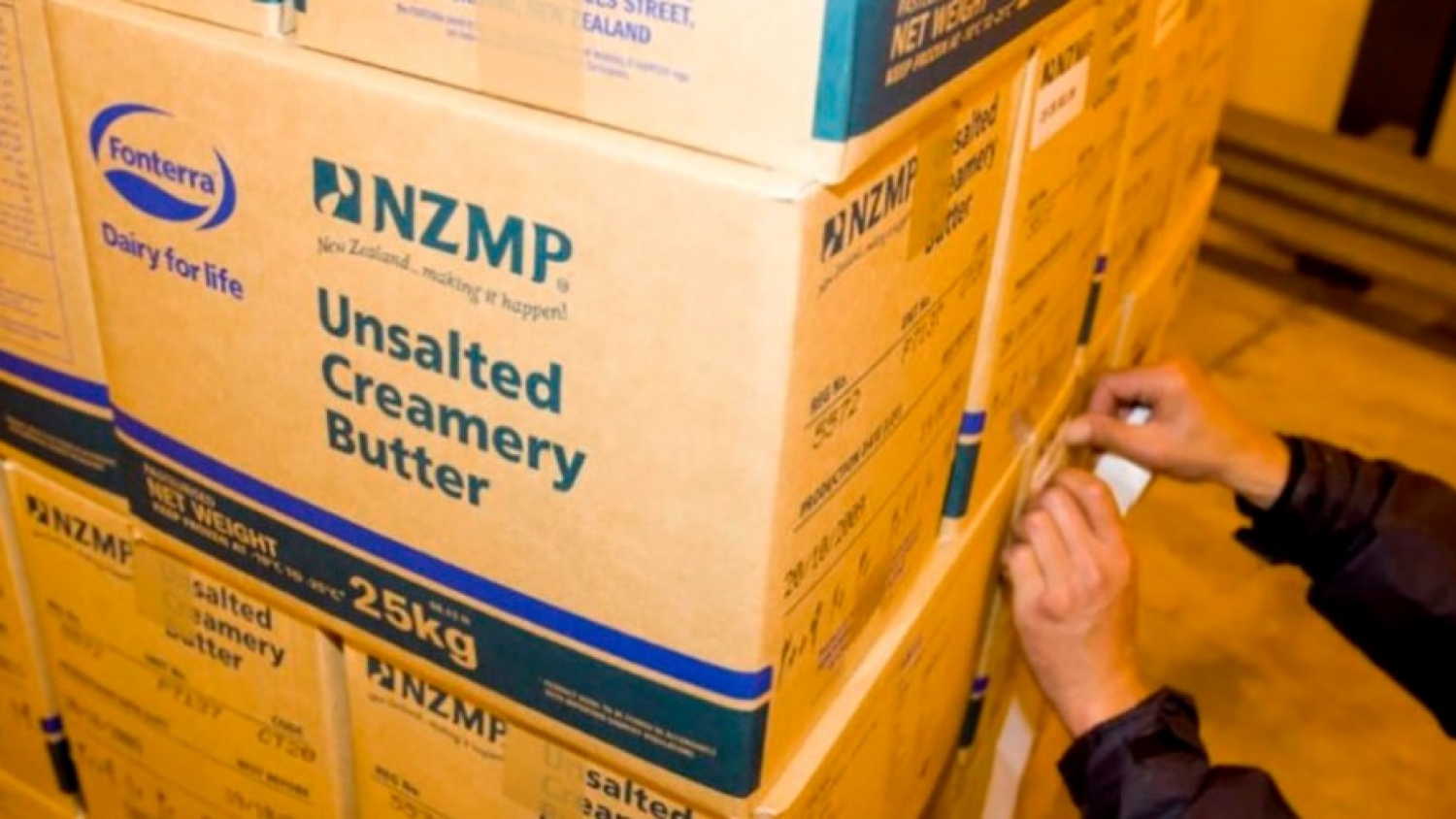La leche en polvo gana fuerza en el mercado internacional y empuja al alza los precios de los lácteos