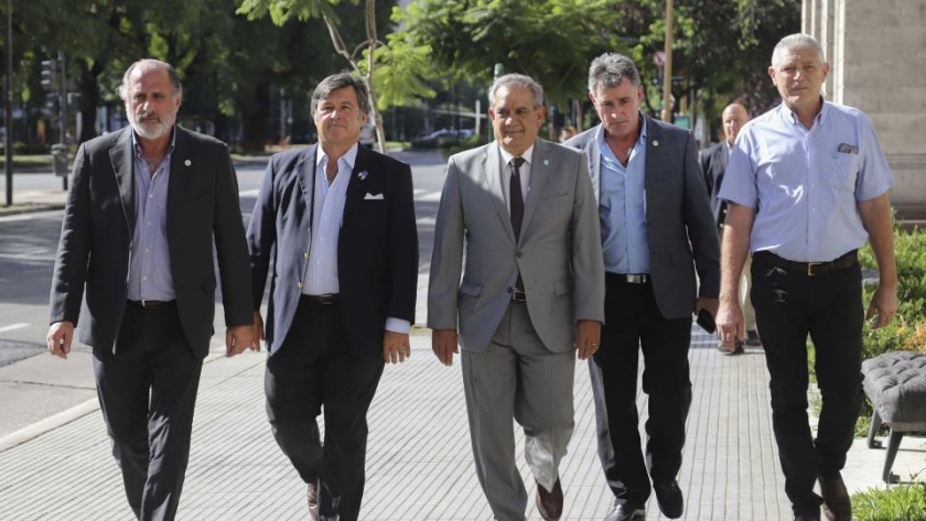 Retenciones: el campo piensa en medidas de fuerza en respuesta a las políticas del Gobierno