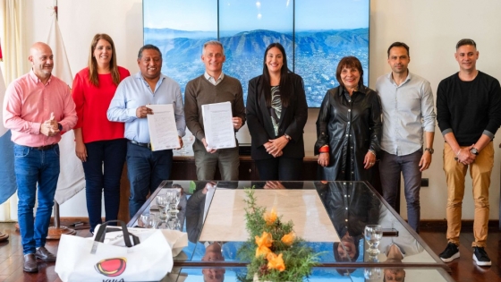Catamarca y Carlos Paz firmaron un convenio de cooperación en materia turística y cultural