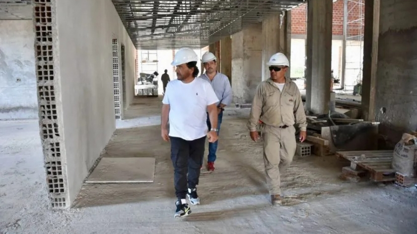 El Gobernador supervisó la obra del Centro de Convenciones de Cafayate que tiene un 60% de avance