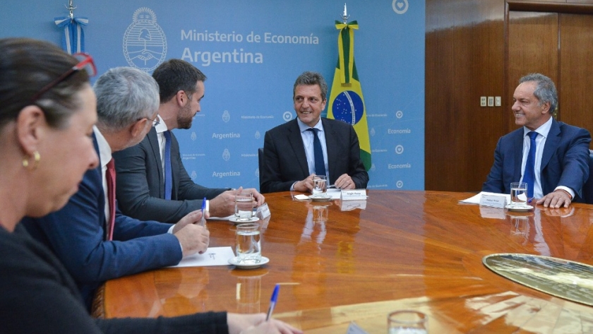 Con el eje en la integración comercial, Massa recibió al gobernador de Río Grande Do Sul
