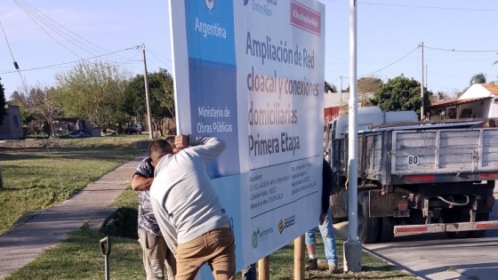 Comenzó la ejecución de la obra de ampliación de la red cloacal en Villa Urquiza