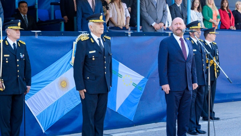 Acto homenaje por el 62° aniversario de la Policía provincial