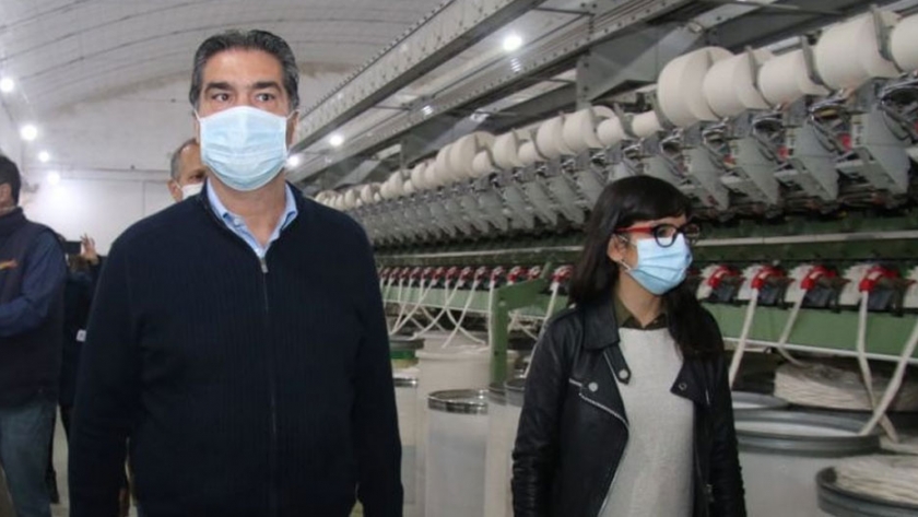 Villa Ángela: Capitanich visitó emprendimientos y destacó la importancia de recuperar el mercado interno
