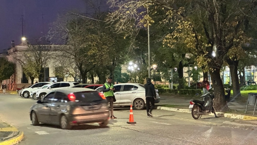 Seguridad Vial Reforzada: Controles Vehiculares Constantes en Barrio Centro y Avenida Bicentenario