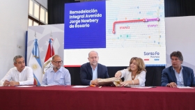 Perotti encabezó la licitación para la construcción de la segunda etapa de Avenida Jorge Newbery en Rosario