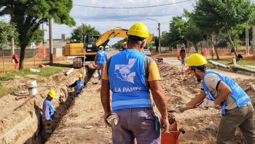 ANUARIO 2023/OBRAS Y SERVICIOS PUBLICOS: APA llegó con infraestructura sanitaria a todo el territorio provincial