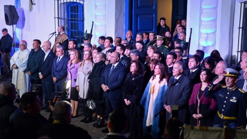 Manzur y Jaldo celebraron el 207º aniversario de la Independencia en Casa Histórica
