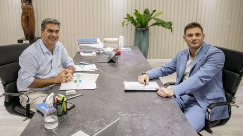 El gobernador y los intendentes de Ciervo Petiso y Villa Berthet coordinan obras prioritarias para ambos municipios