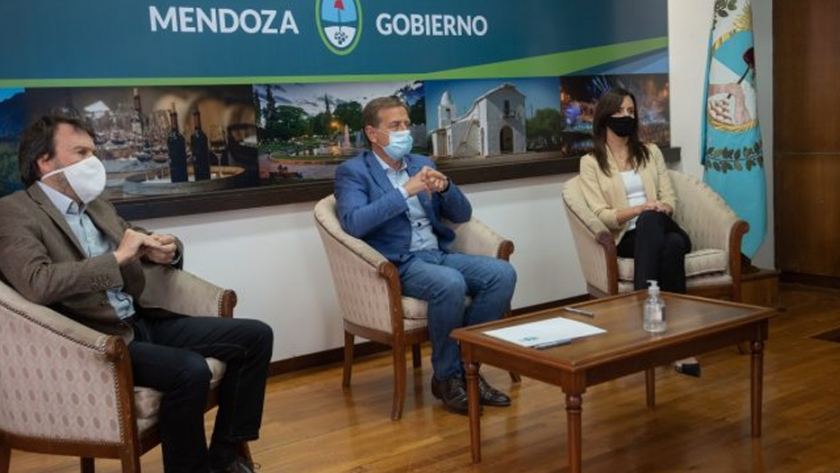 Tunuyán y San Carlos accedieron al préstamo coparticipado por la Provincia a través del FFDP