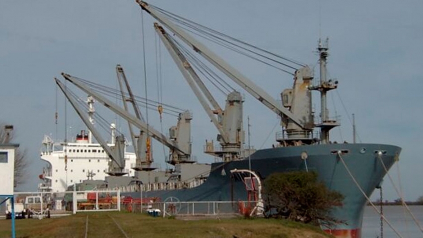Los 14 buques cargados de madera que dieron vida el año pasado al puerto de Ibicuy
