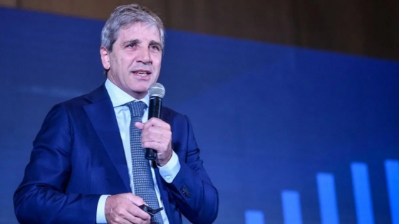 El Gobierno evalúa ampliar la emisión en diciembre ante la mayor demanda estacional de pesos