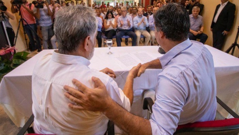El gobernador Alberto Rodríguez Saá firmó un convenio con su par de Chaco para afrontar el problema de la Cuenca El Morro