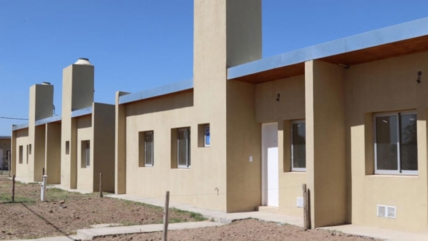 El Instituto de la Vivienda reactivó obras para más de 400 familias de Moreno