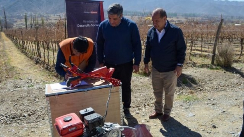 Cachi y Seclantás: entregan herramientas para fortalecer la producción