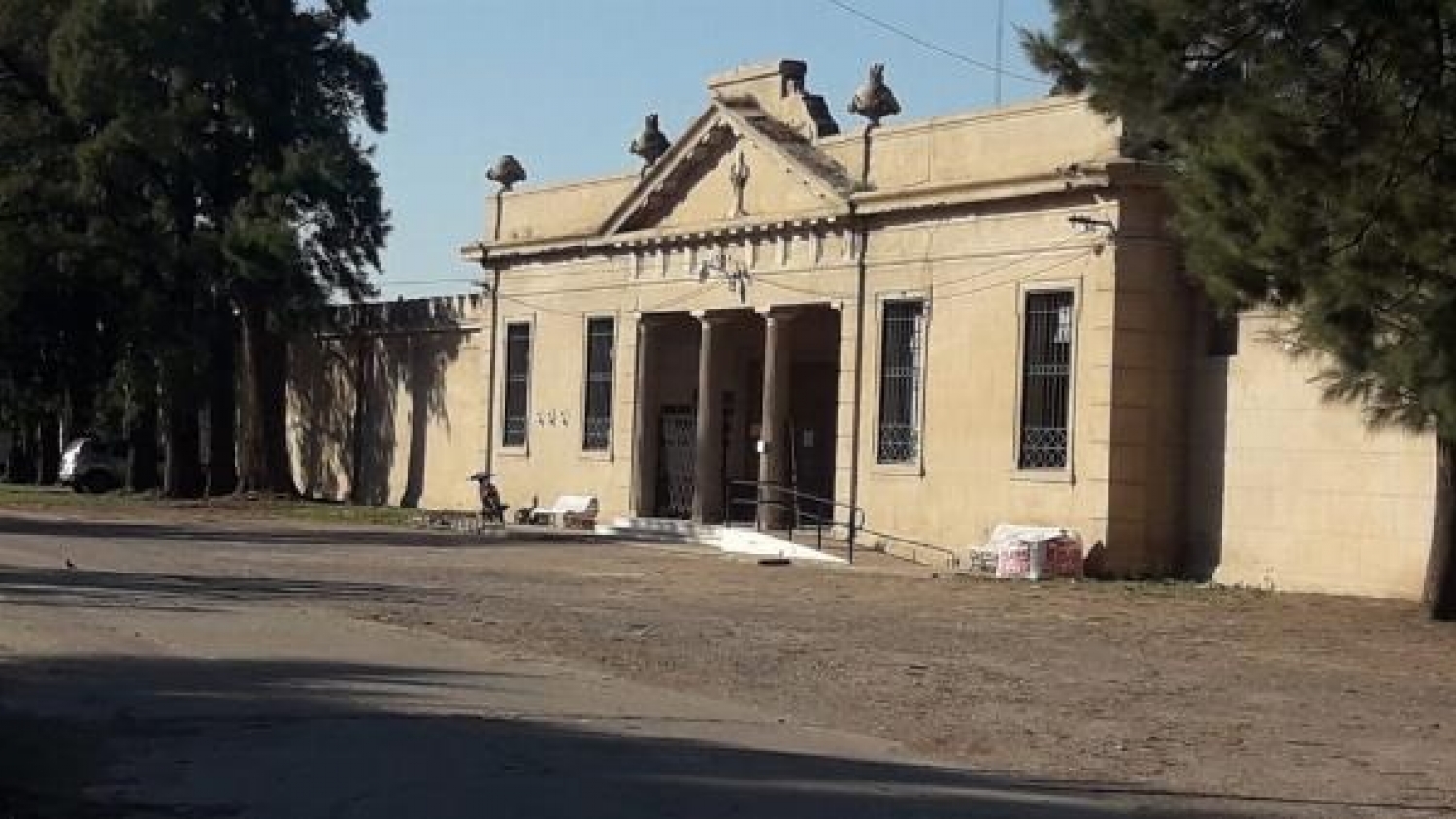 Nuevo horario del Cementerio Municipal de Rojas para primavera-verano