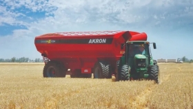 50 años de Akron: de fabricar una pequeña pieza para cosechadoras, a exportar maquinaria argentina 45 países