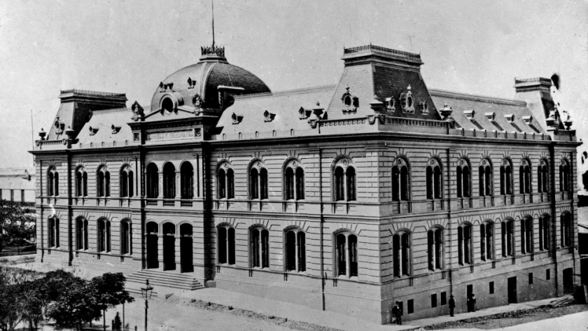 La Casa Central de Correos y Telégrafos: un origen histórico ligado a la Casa Rosada