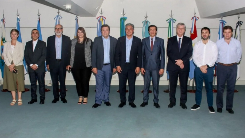 Hidrocarburos: Sadir y gobernadores de la OFEPHI fortalecen defensa del dominio originario de las provincias