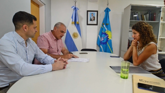 El Gobierno del Chubut avanza en la formación integral en ambiente con la firma de un nuevo acuerdo