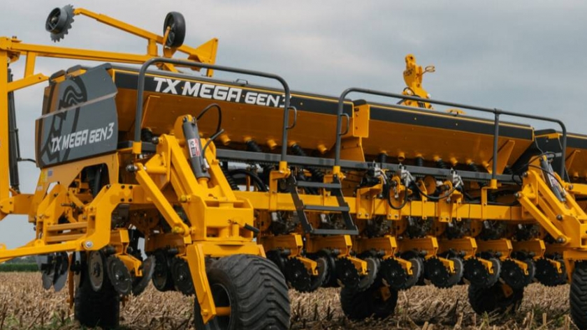 Siembra de maíz: una maquinaria que optimiza el cultivo