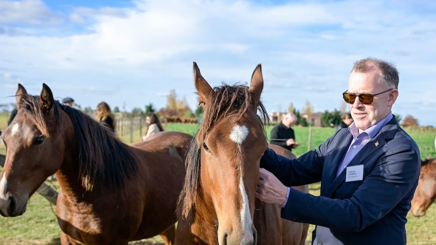 Kheiron Biotech recibió a una misión oficial de Estados Unidos y fortalece su proyección global en genética animal
