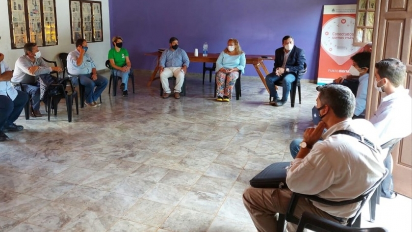 El subsecretario Benítez aúna esfuerzos para que se industrialice en San Carlos la hoja canchada de yerba mate