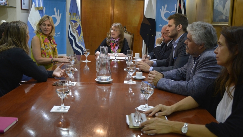 Alicia recibió a las fundaciones ambientalistas que trabajan en Santa Cruz