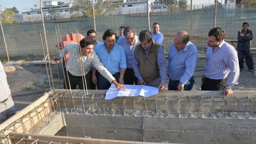 Con una inversión de más de $73 millones, Sáenz supervisó el avance de tres importantes obras en Orán