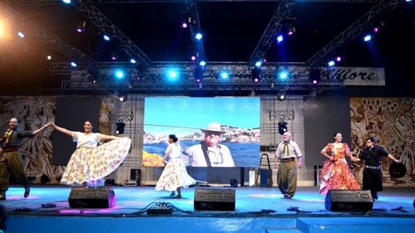 Pirané: Insfrán dio apertura a la 57° edición del Festival Provincial del Folklore