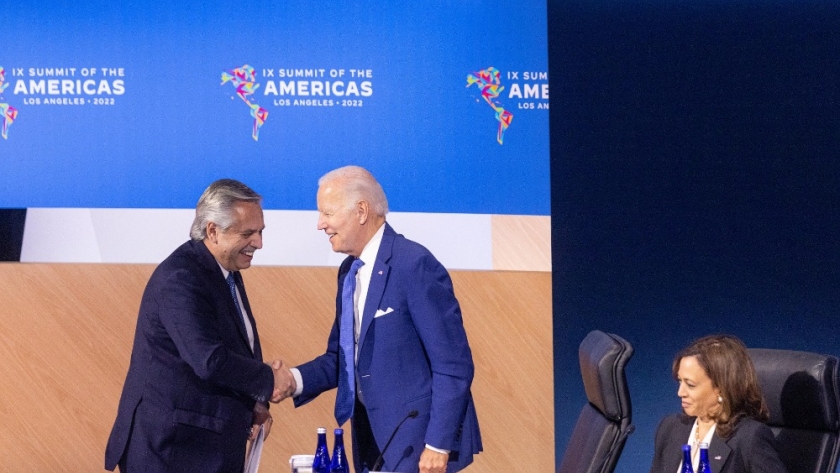 El Presidente instó por una América Latina sin exclusiones y reclamó la reestructuración de la OEA y el BID