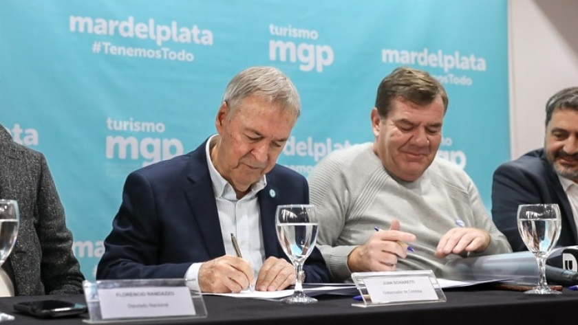 Schiaretti firmó un convenio de colaboración turística con Mar del Plata