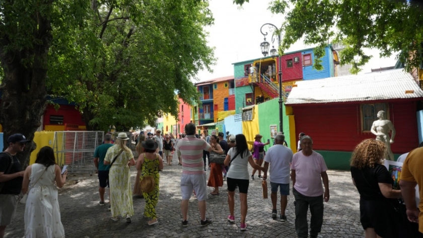 Turismo receptivo: más de cinco millones de extranjeros llegaron al país en 2023