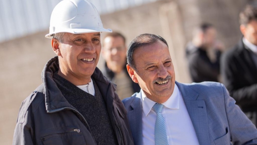 El gobernador y el ministro Rossi visitaron las empresas estatales Cerámica Riojana y Vidrios Riojanos